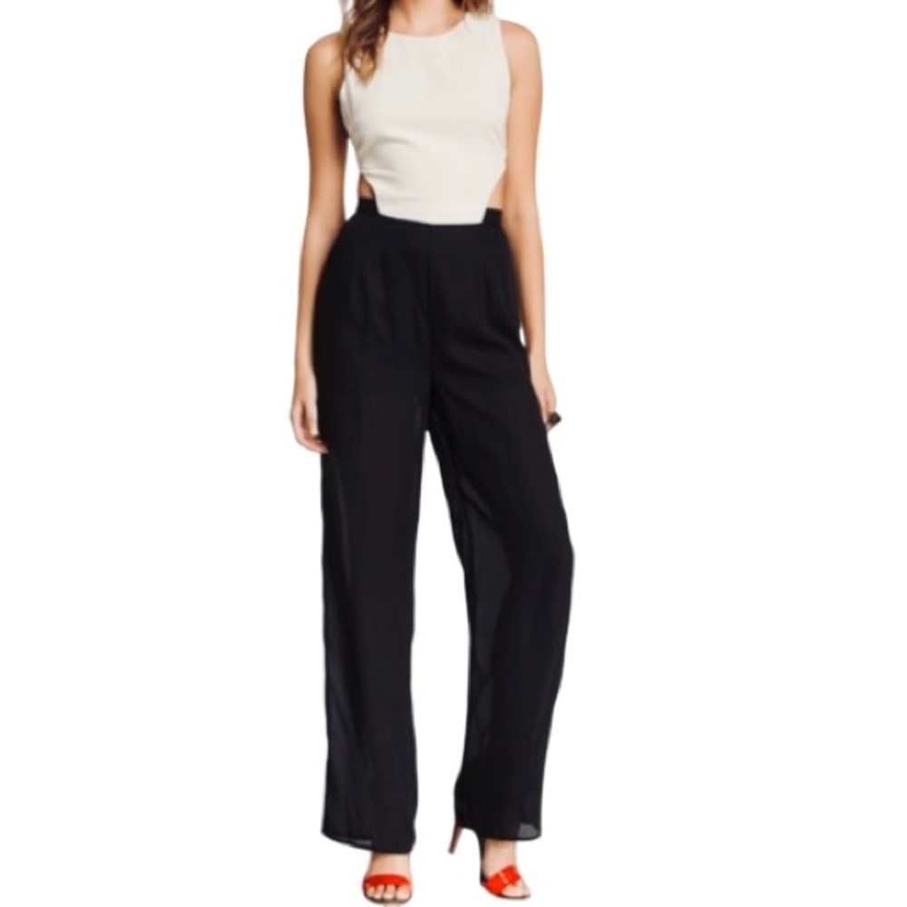 BLVD Sleeveless Cutout Back Jumpsuit Size L NWOT